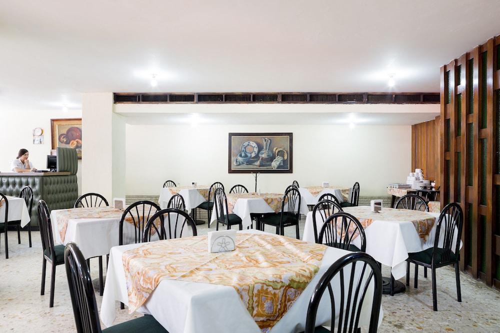 Hotel Maria Teresa Salamanca Exterior photo
